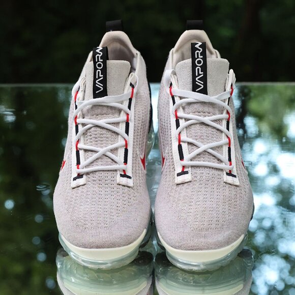 Nike Air VaporMax Flyknit 2021 Size 10 - Picture 9 of 14